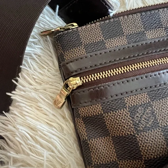 Louis Vuitton Damier Ebene Pochette Bosphore - Picture 5 of 15